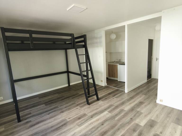 Vente Studio 1 pièce — photo 1