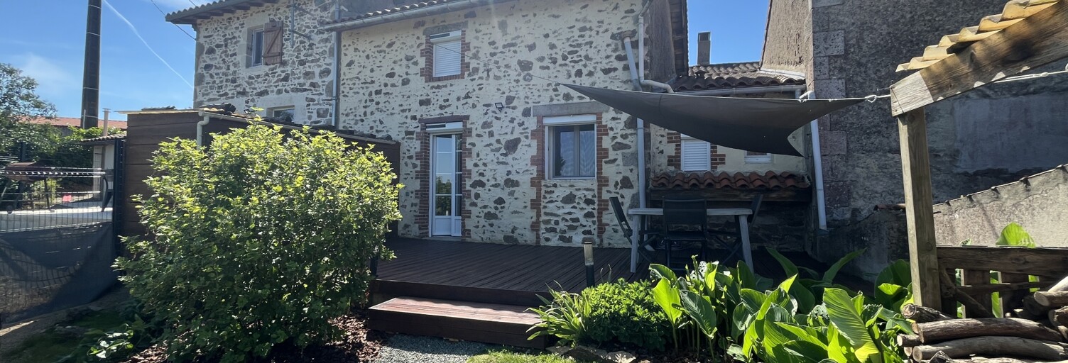 Maison 4 Pièces 126 m² à vendre à Sèvremont (85700)