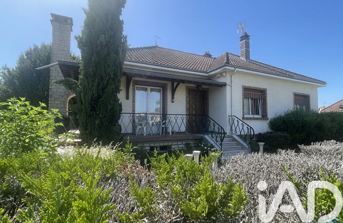 Vente Maison/villa 7 pièces — photo 2