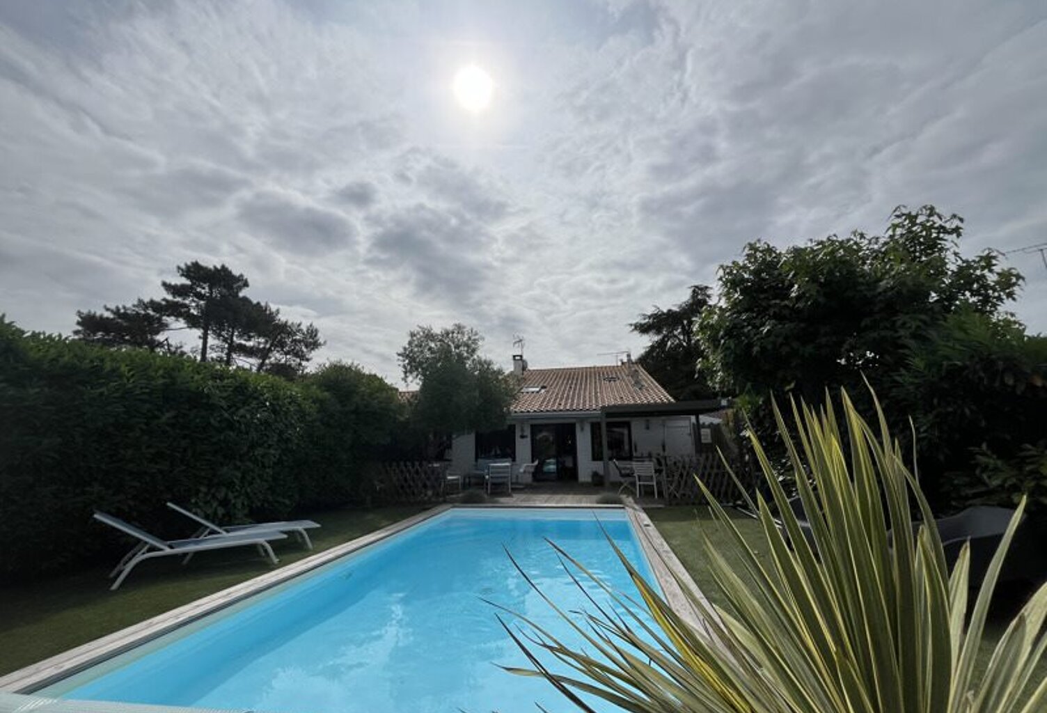 Vente maison 4 pièces 117 m² Gujan-Mestras (33470) — photo 1