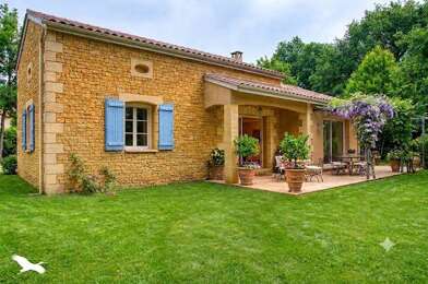Maison 4 pièces 249001 €