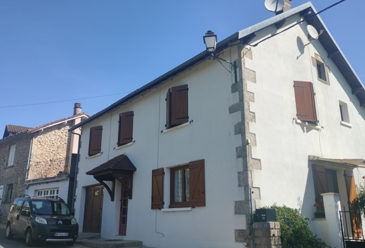 Maison de ville de 7 pièces principales — photo 1