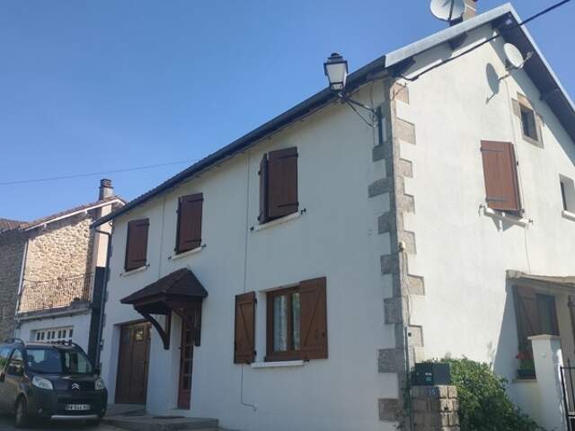Maison de ville de 7 pièces principales — photo du bien