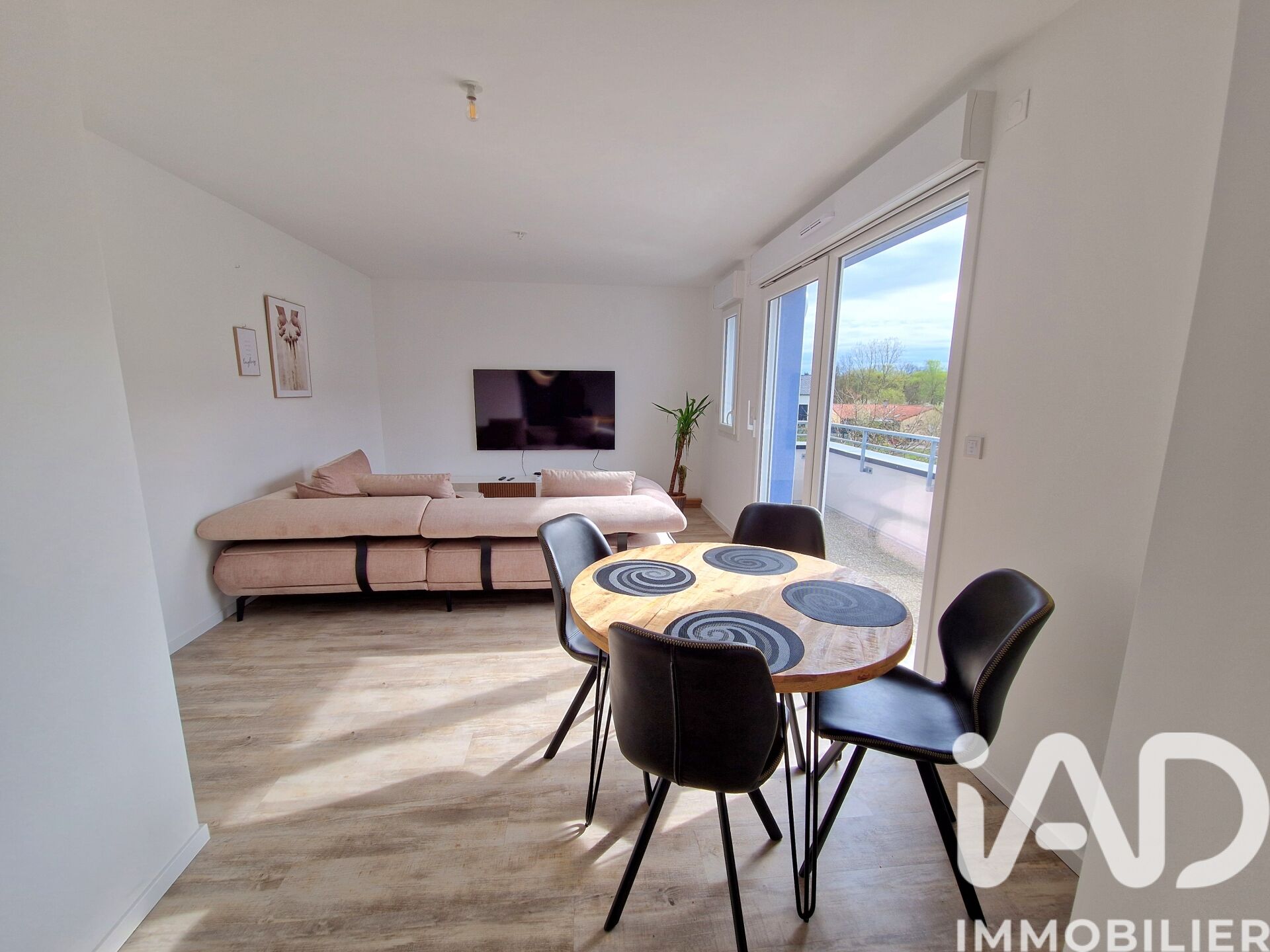Appartement à vendre, 3 pièces, 72 m², Bertrange