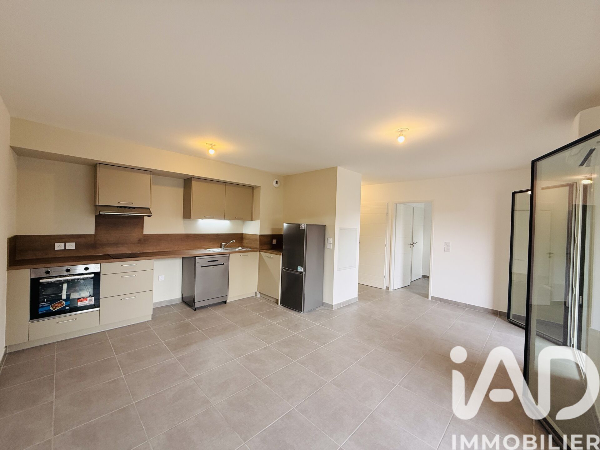 Vente Appartement 2 pièces - Photo 2