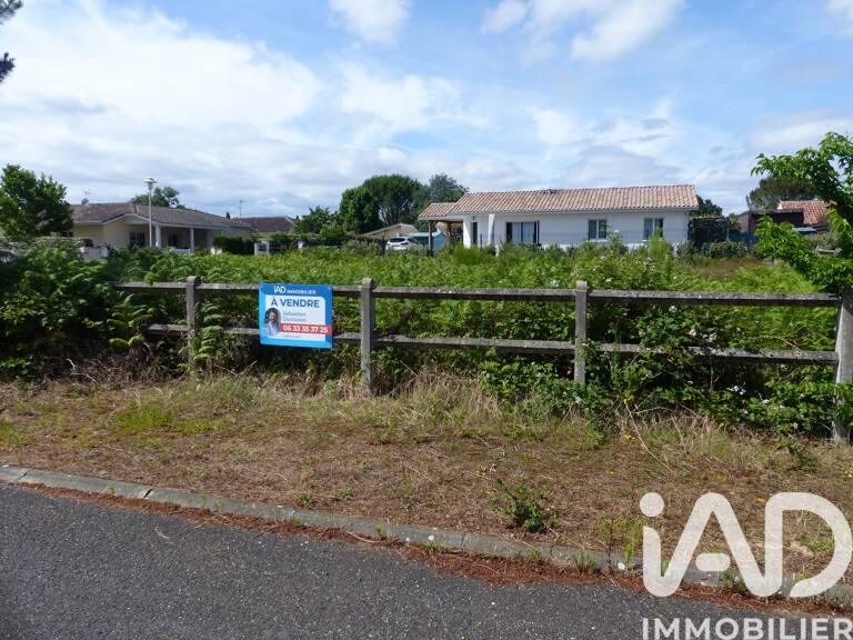 Vente Terrain à bâtir 670 m&sup2; — photo 1