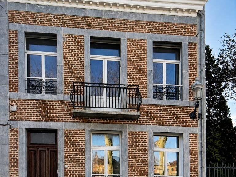 Vente Maison/villa 8 pièces — photo 1