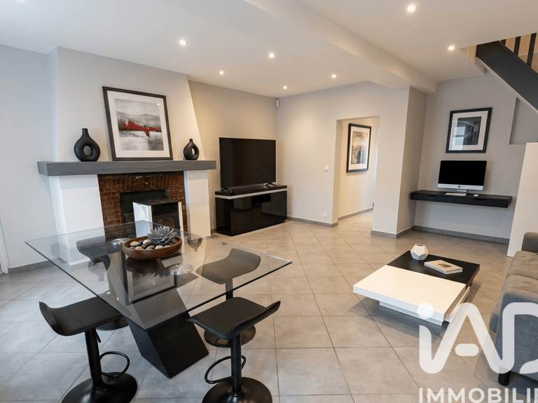 Vente Maison/villa 6 pièces — photo 1