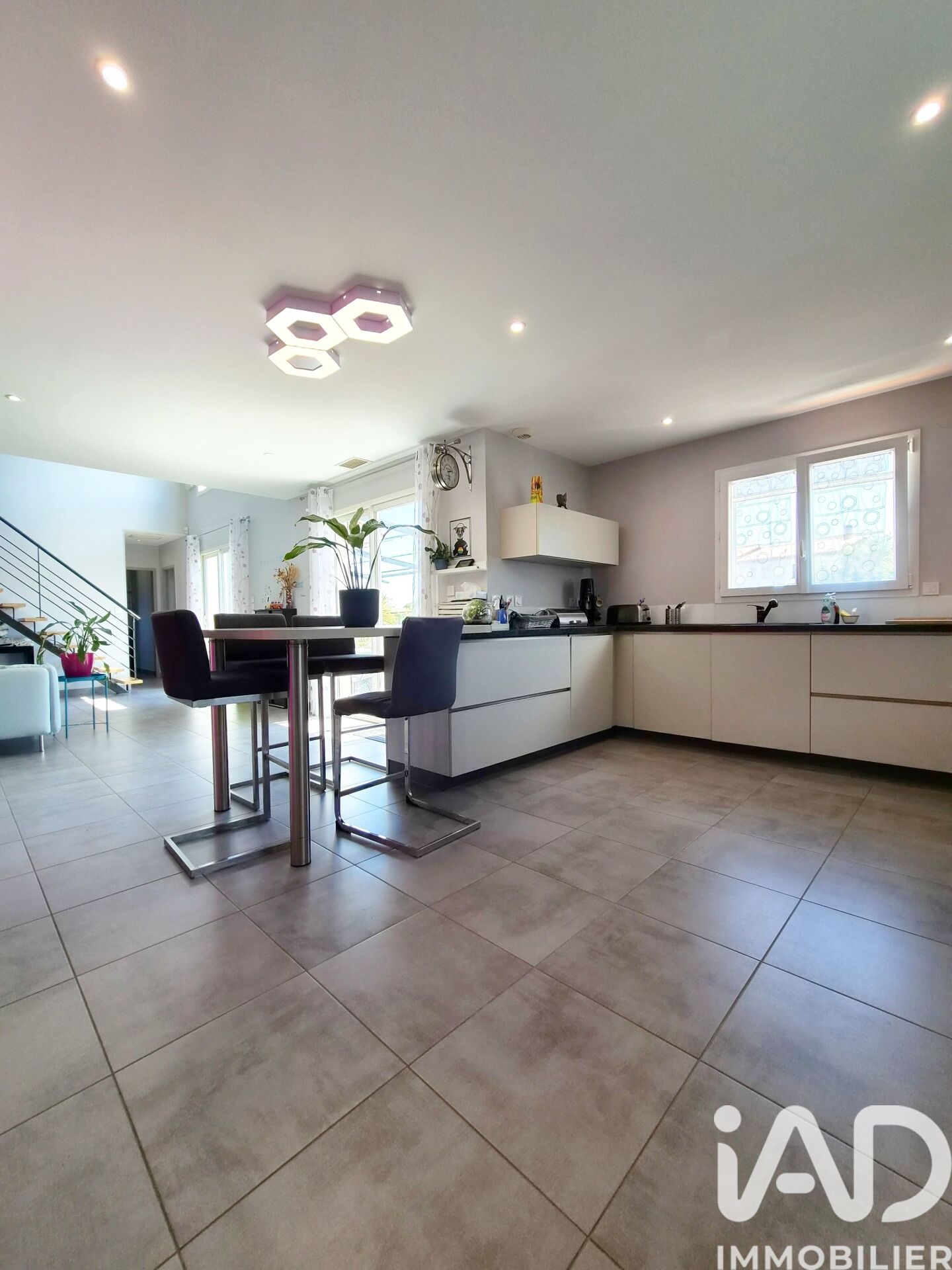 Vente Maison/villa 5 pièces - Photo 3