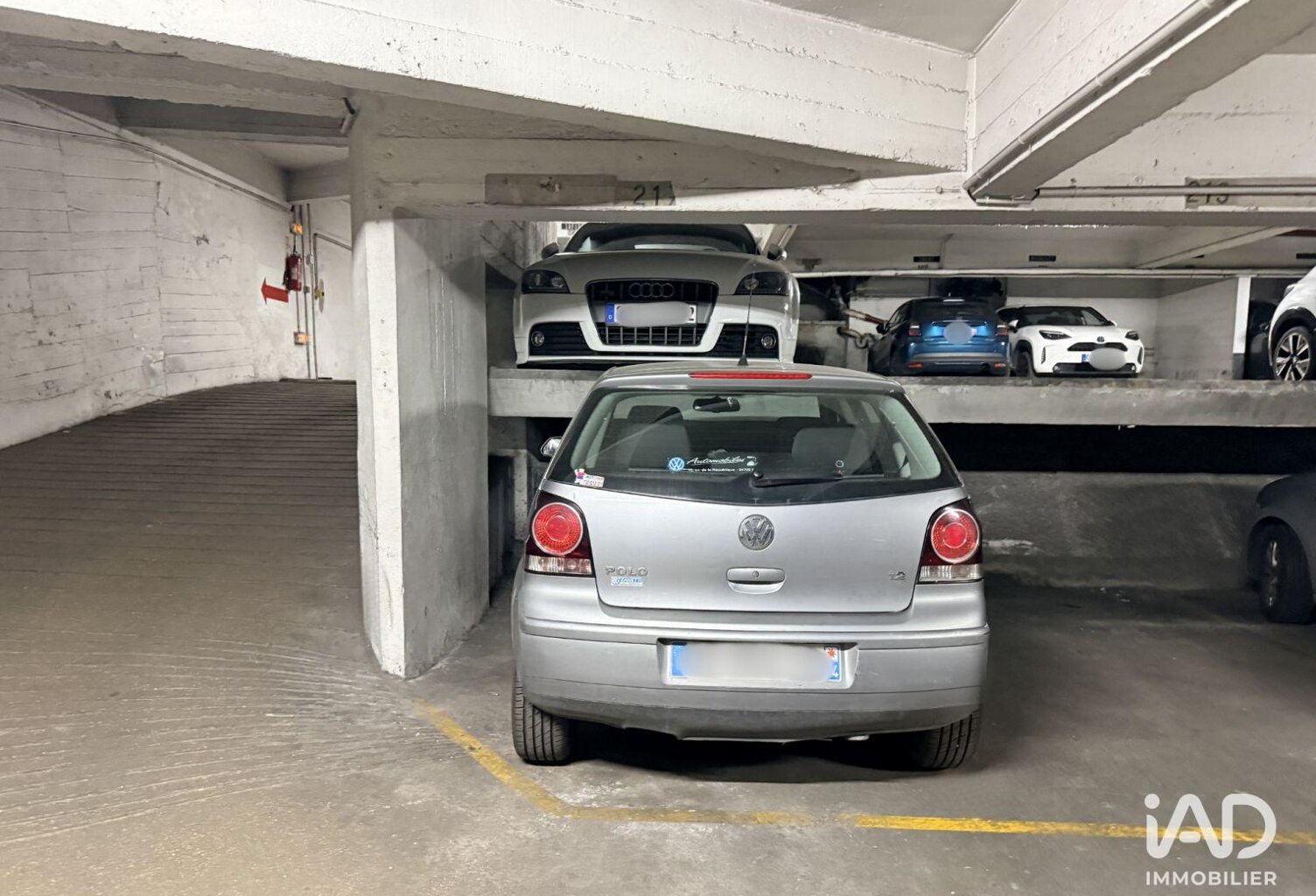 Location Parking 10 m&sup2; — photo 1