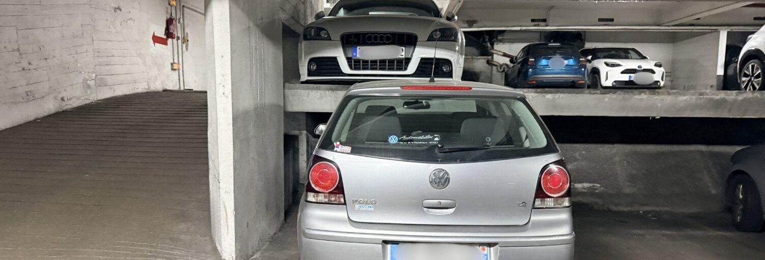 Garage  10 m² à louer à Paris 9 (75009)