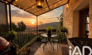 Maison 5 Pièces 135 m² à vendre à Le Bar-sur-Loup (06620)