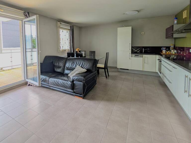 Appartement - 2 chambres - Terrasse - Parking privatif — photo 1