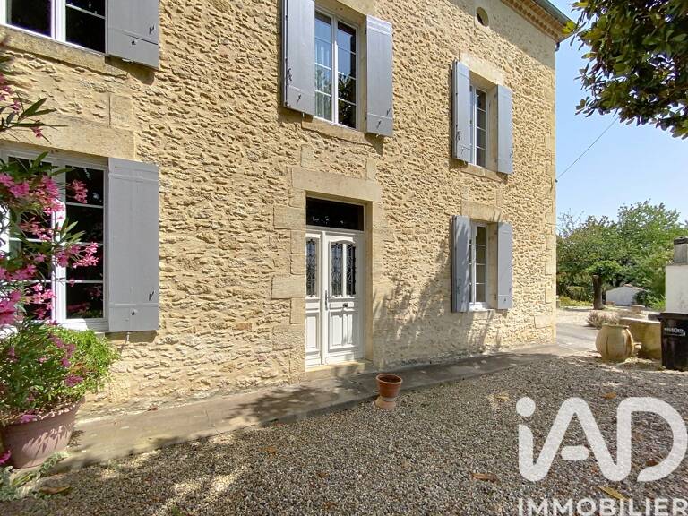 Vente Maison/villa 9 pièces — photo 1