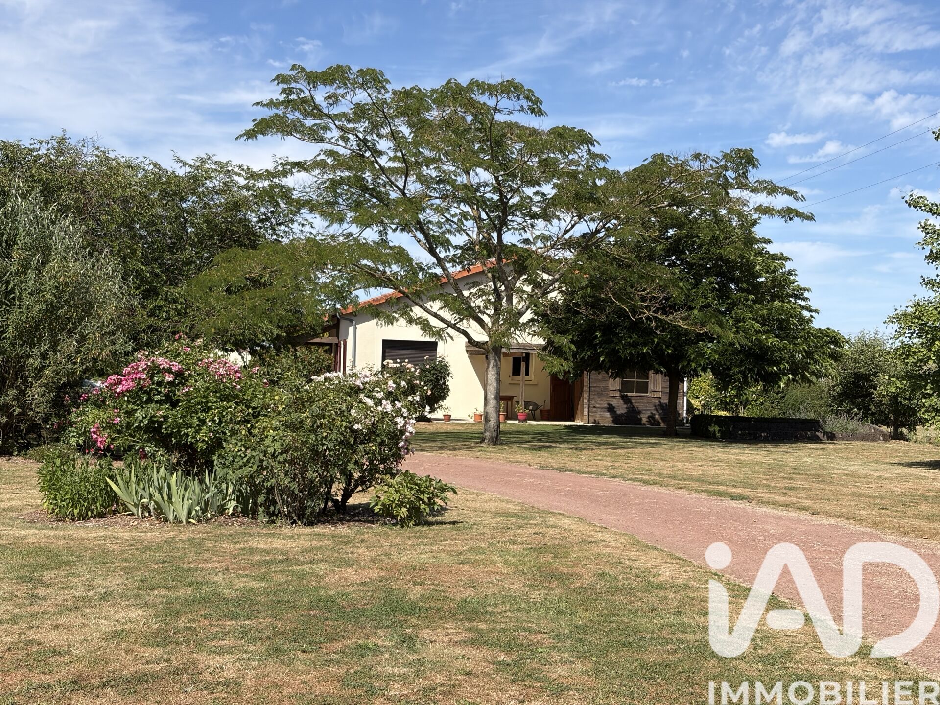 Vente Maison/villa 8 pièces - Photo 2