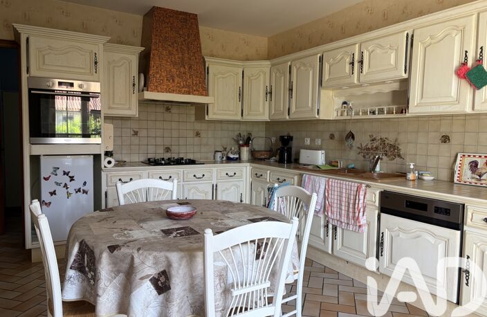 Vente Maison/villa 8 pièces — photo 3