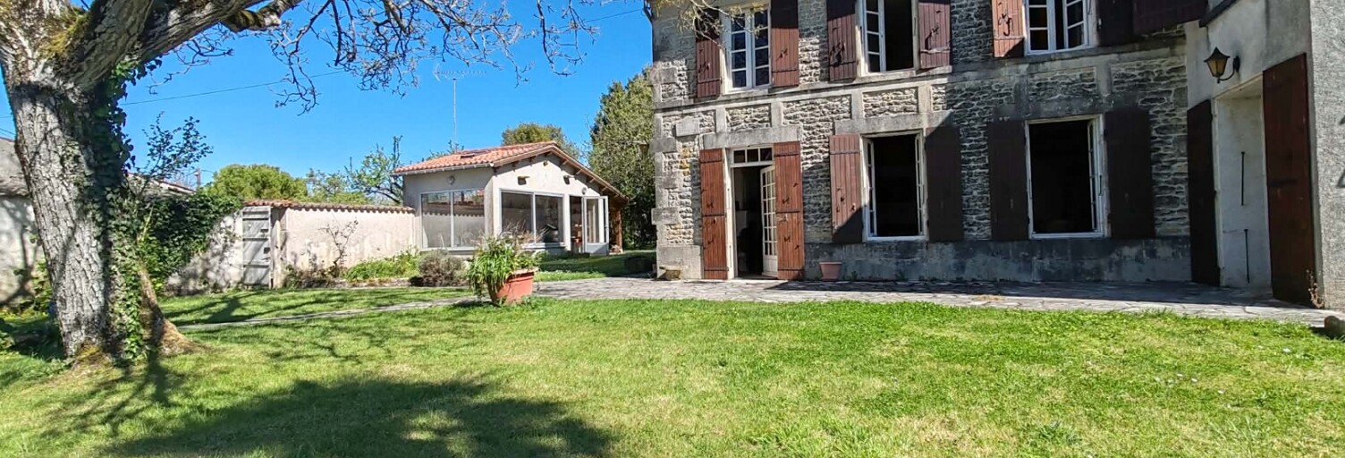 Maison 6 Pièces 240 m² à vendre à Breuil-la-Réorte (17700)