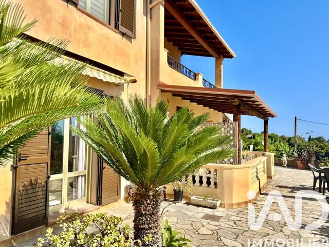 Vente Maison/villa 8 pièces — photo du bien