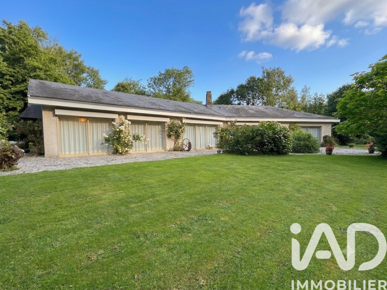 Vente Maison/villa 8 pièces — photo 1