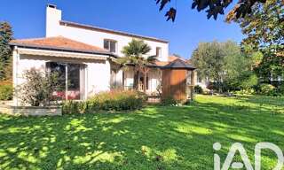 Maison 8 Pièces 202 m² à vendre à Basse-Goulaine (44115)