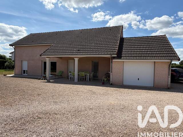 Vente Maison traditionnelle 5 pièces — photo du bien