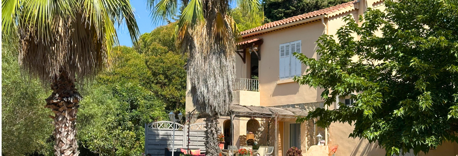 Maison 7 Pièces 173 m² à vendre à Sanary-sur-Mer (83110)