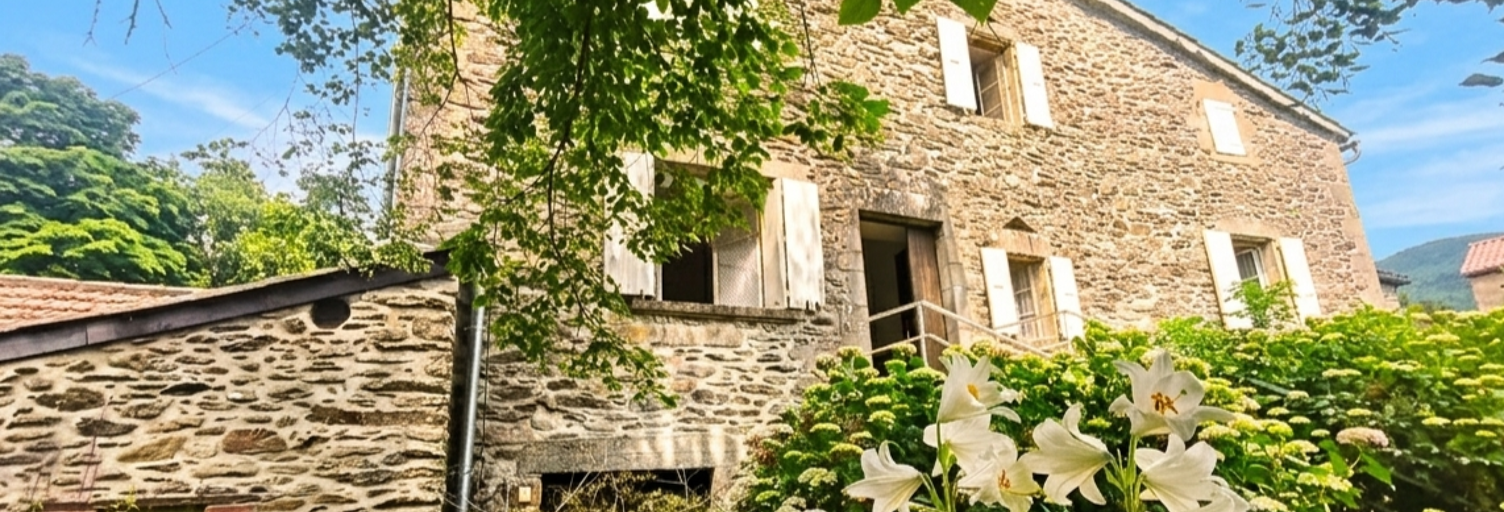 Maison 8 Pièces 280 m² à vendre à Gravières (07140)