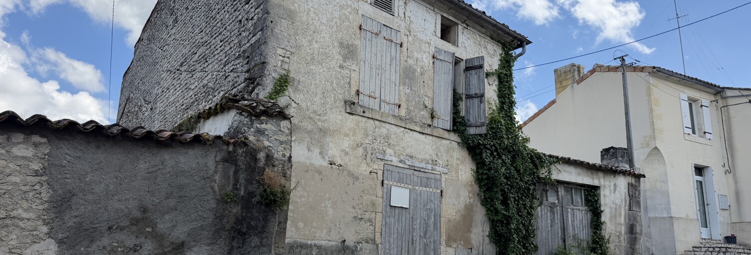 Maison 6 Pièces 80 m² à vendre à Saint-Fort-sur-le-Né (16130)