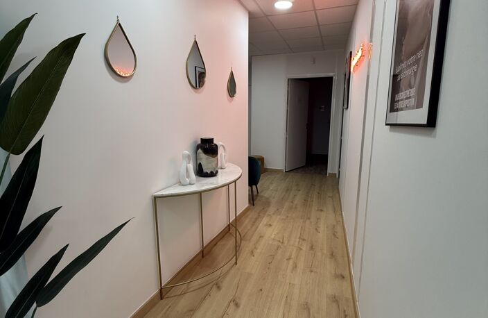 Vente Boutique/Local commercial 153 m&sup2; — photo 2