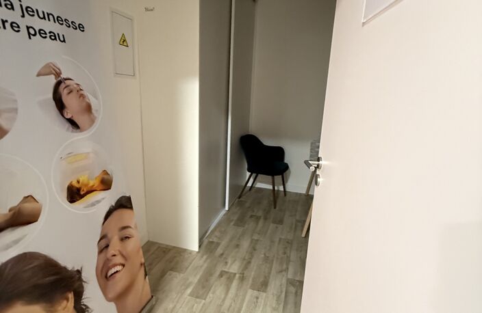 Vente Boutique/Local commercial 153 m&sup2; — photo 3