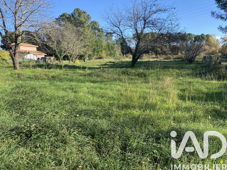 Vente Terrain à bâtir 2 700 m&sup2; — photo 1