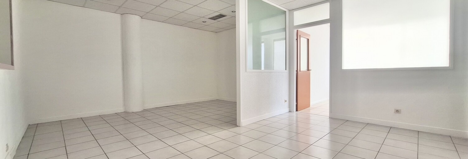 Commerce  68 m² à vendre à Nîmes (30900)