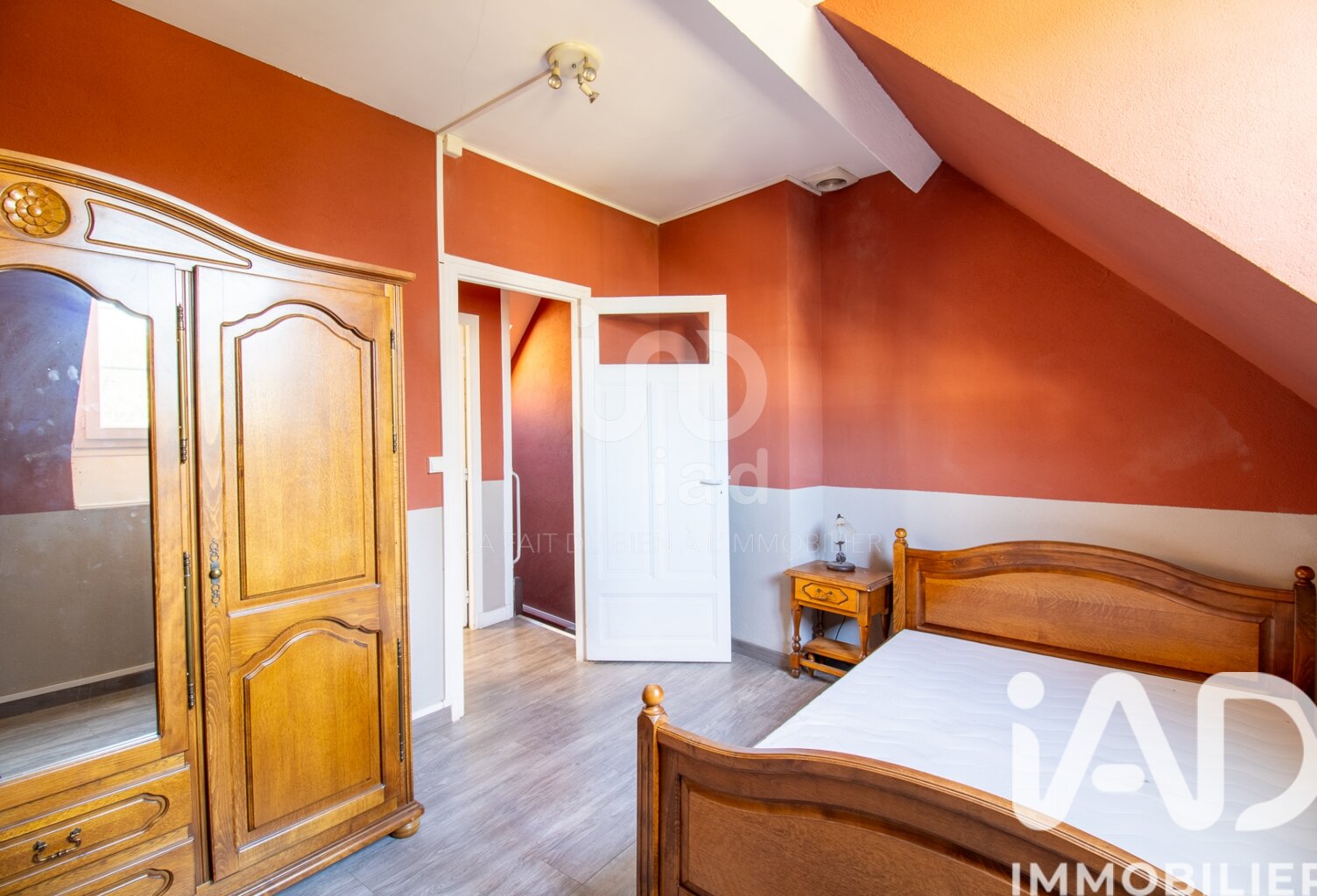 Vente Boutique/Local commercial 93 m&sup2; — photo 1