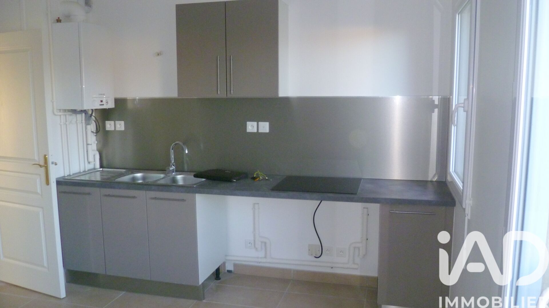 Location Appartement 3 pièces - Photo 4