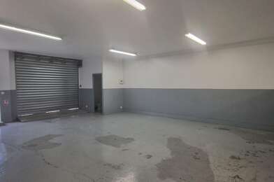 Commerce  990 €