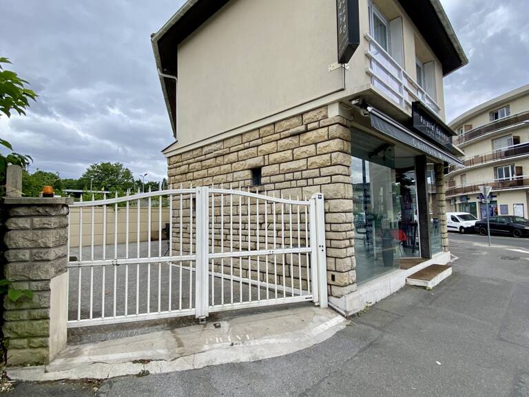 Vente Immeuble 156 m&sup2; — photo 1