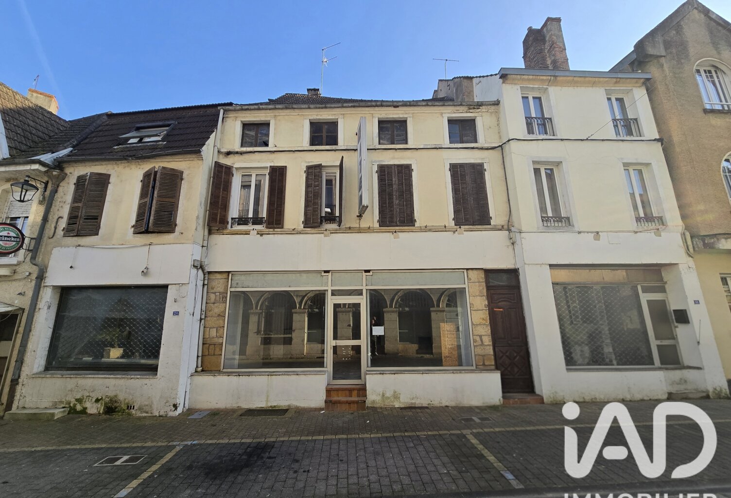 Vente Immeuble 331 m&sup2; — photo 1