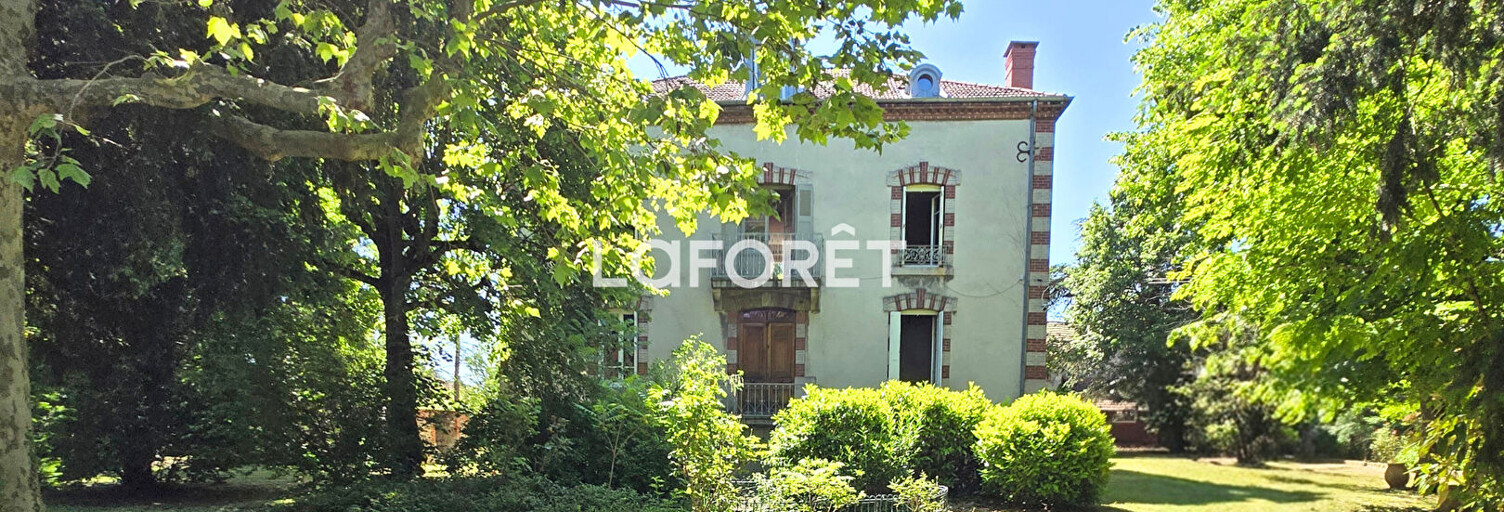 Maison 10 Pièces 275 m² à vendre à Saint-Marcellin-en-Forez (42680)