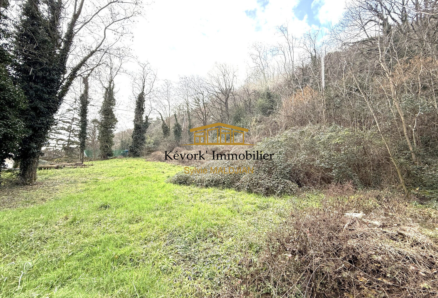 Terrain constructible, libre constructeur — photo 1