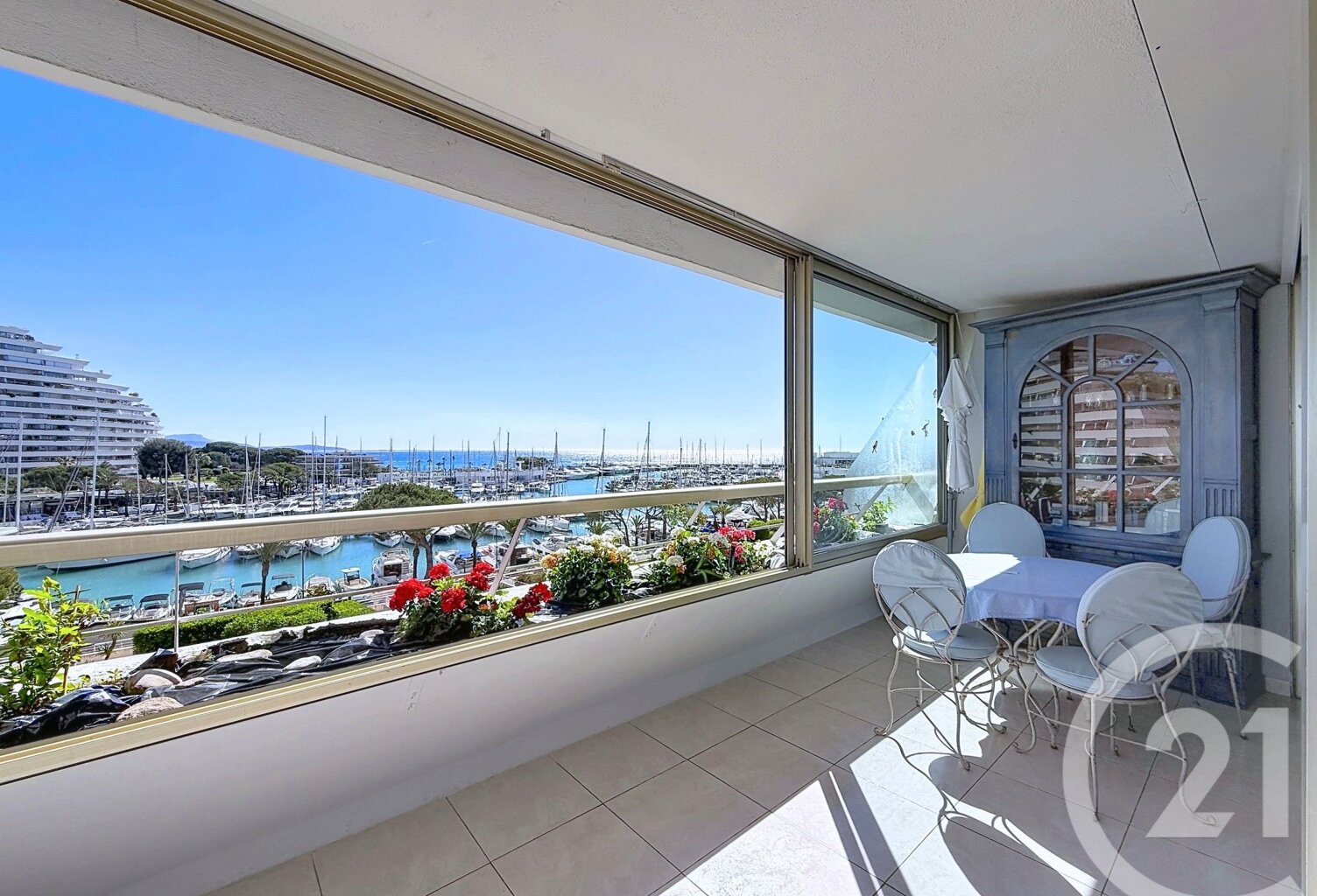 Vente appartement 2 pièces 53 m² Villeneuve-Loubet (06270) — photo 1