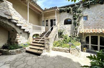 Exclusivité Rare à Vallon Pont D'Arc mas en pierre de caractère avec deux habitations — photo du bien