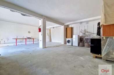 Commerce  650 €