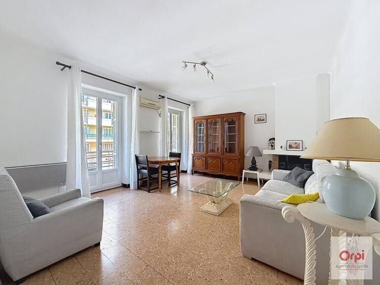 Appartement À Vendre — photo 1