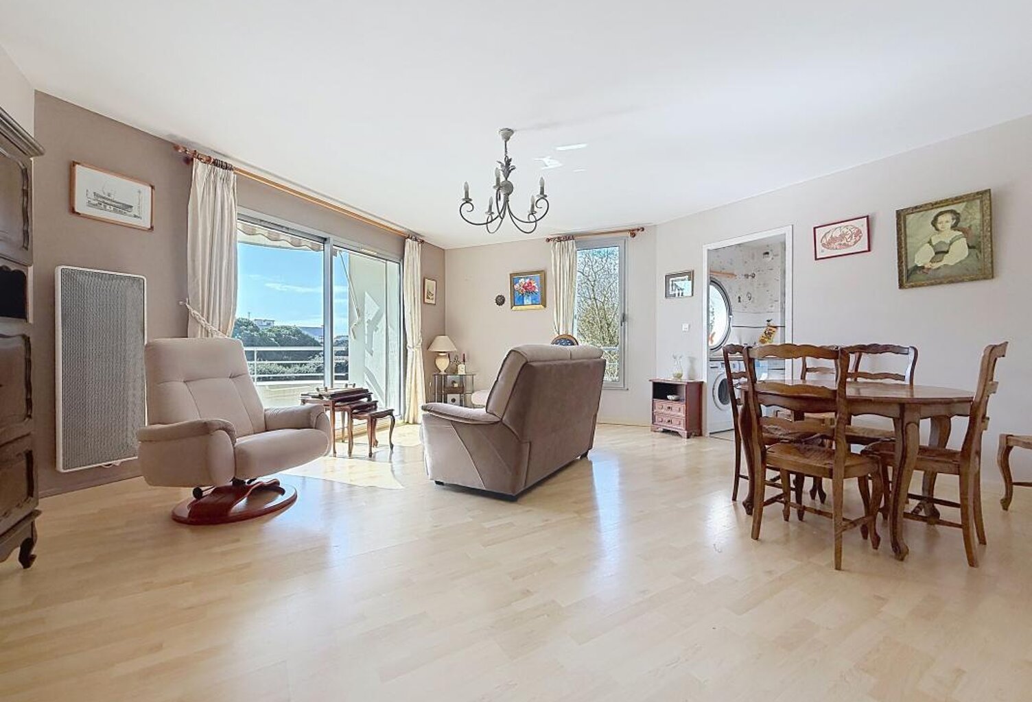 Appartement À Vendre — photo 1