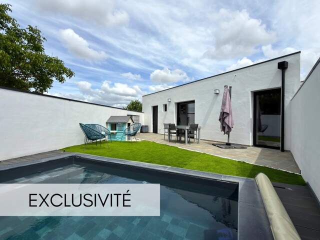 Maison de plain-pied avec piscine, au calme, à 10 minutes de La — photo du bien