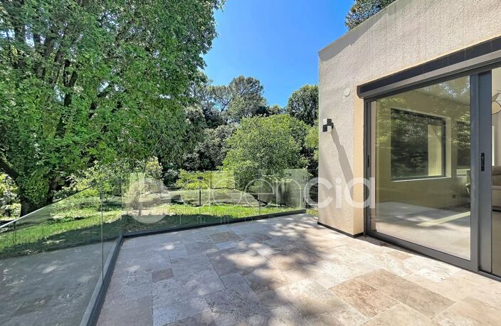Mougins - Maison avec jardin sur parcelle de 2186m2 — photo 4