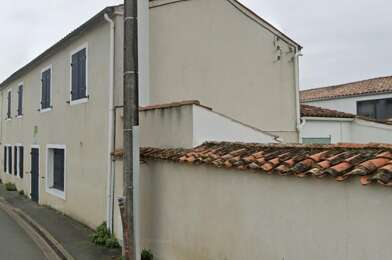 Maison 3 pièces 906 €