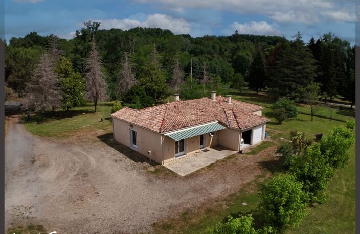 Maison à vendre de plain 3 chambres en bordure de le Dordogne sur la commune de PORT SAINTE FOY ET PONCHAPT (24) — photo 4