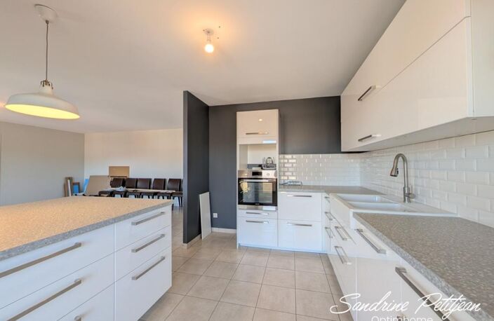 A vendre Appartement T4 91m² - 3 chambres - Terrasse, Garage, Parking - Ambérieu en Bugey — photo 5