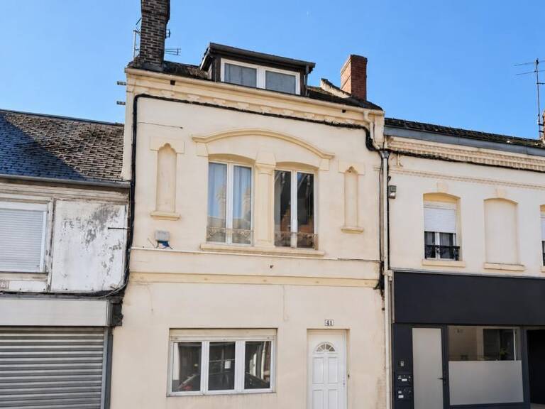 IMMEUBLE DE RAPPORT DE 223 M² COMPOSÉ DE 7 STUDIOS Saint-Just-en-Chaussée (60) — photo 1